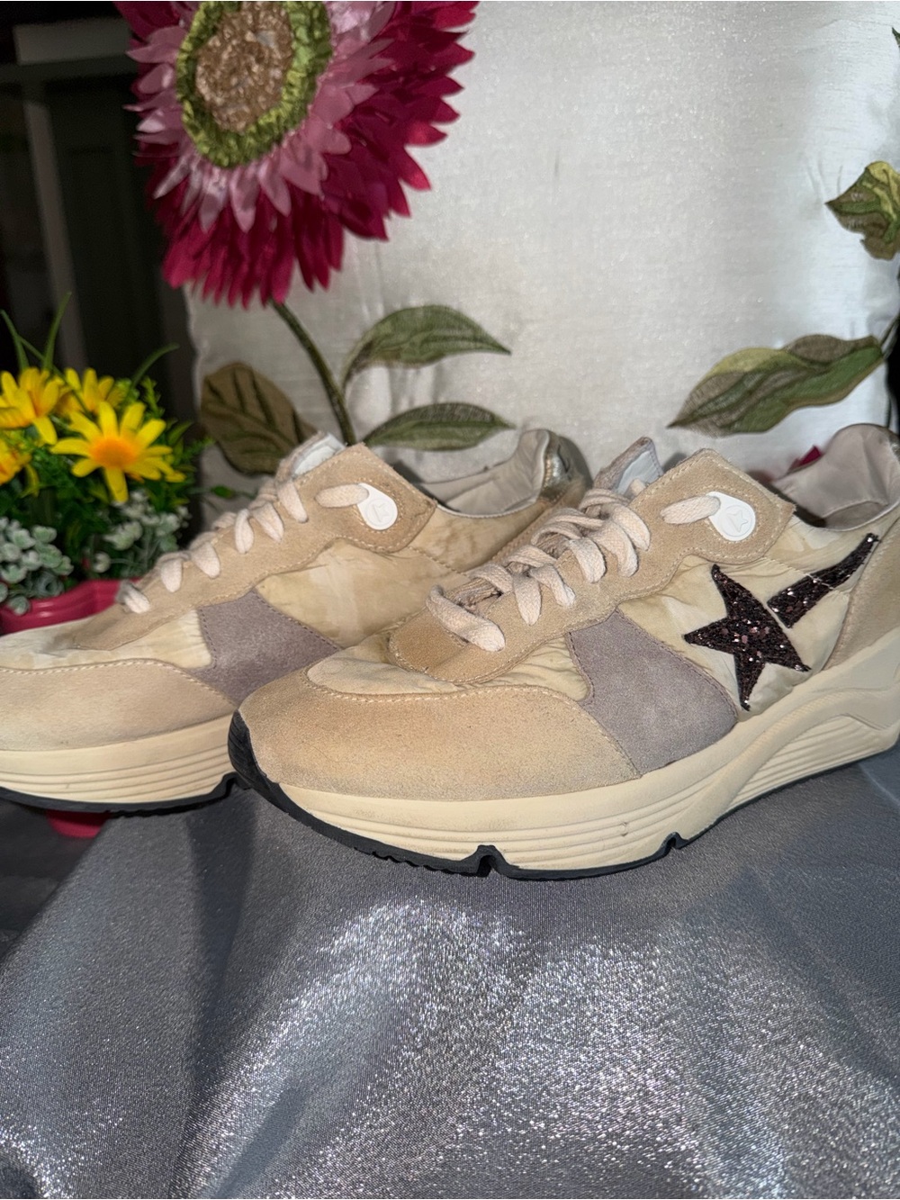 Golden Goose Running Sole Sneakers Beige Suede Gold GGDB Size 39 US 9 - Picture 14 of 14